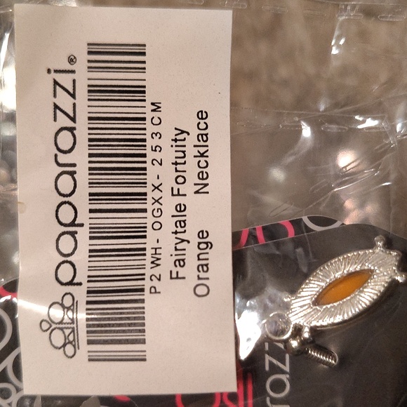 Fairytale Fortuity Necklace - Picture 4 of 4